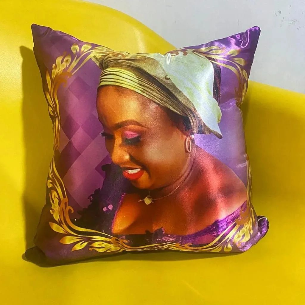 Image of a throw pillow gift for festive period